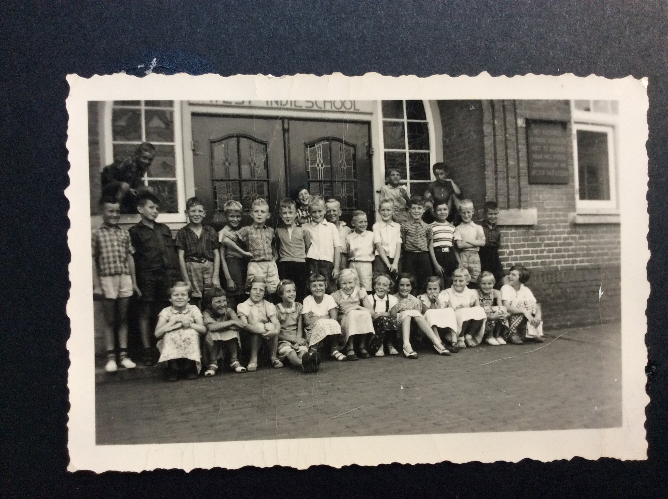 west indie school foto