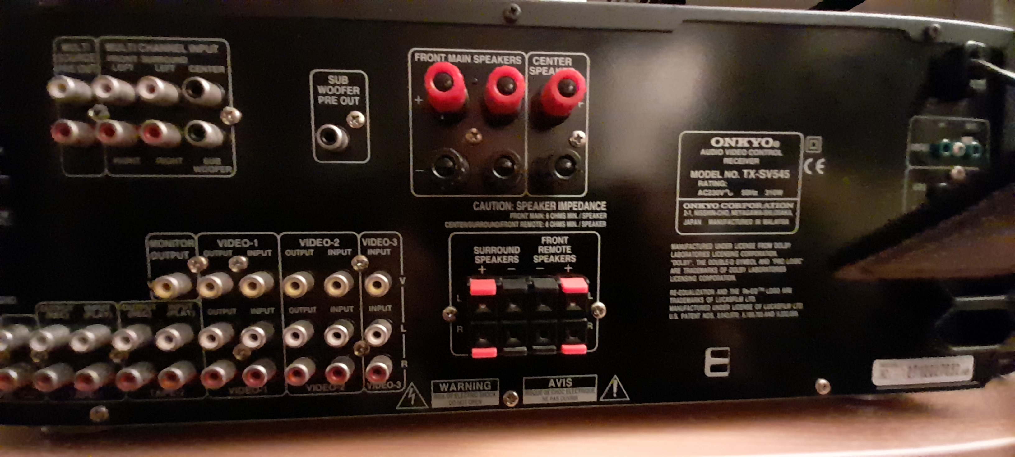 Hoe sluit ik 2 paar speakers aan op mijn receiver van Onkyo TX-SV545? GoeieVraag