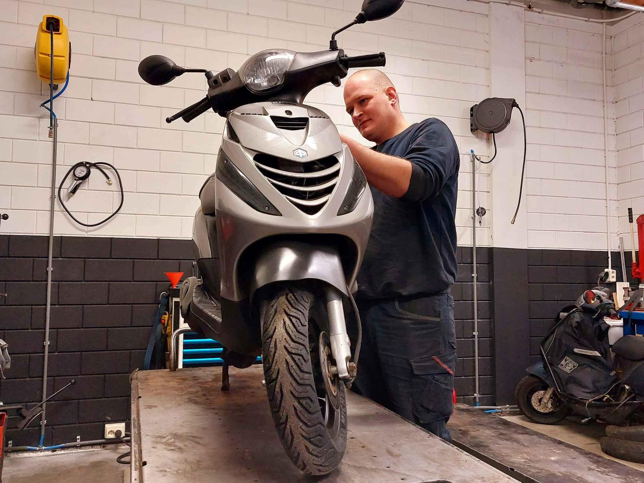 Scooterwinkels.startpagina.nl De scooter startpagina van Nederland