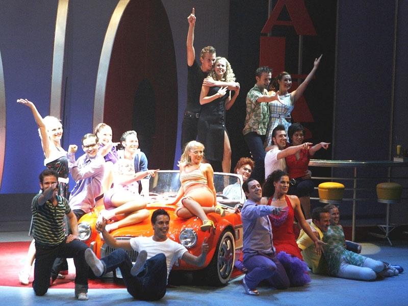 Dit is een pagina over de zanger/acteur Jim Bakkum