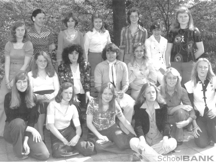 3e gem.school voor huishoud-en nijverheidonderwijs foto